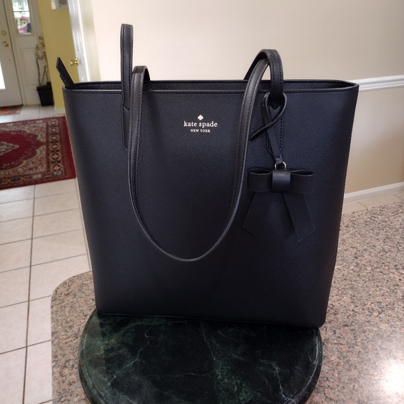 kate spade Handbags - NWT Kate Spade Brynn top handle tote